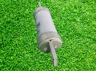 1000vdc Ev قوة حماية 80amp فيوز سيراميك أنبوب مستدير الترباس على