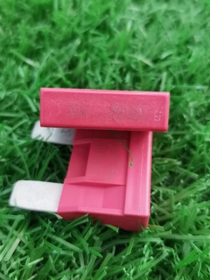 نحاس قصدير تصفيح PBT Mini LED Car Blade Fuse 1A-40A التصنيف الحالي