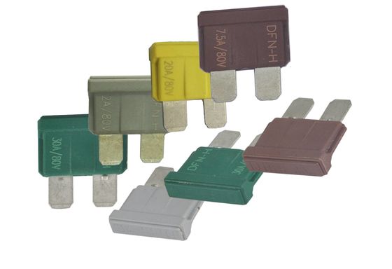 الجهد المنخفض السريع ضربة فيوز 80 فولت 75 أمبير 80VDC DC1000A كسر قدرة: