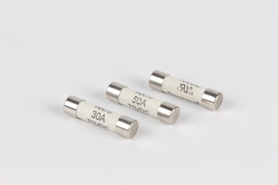 HR70 5G الاتصالات أشباه الموصلات الصمامات 2.5KA 70VDC مقاطعة